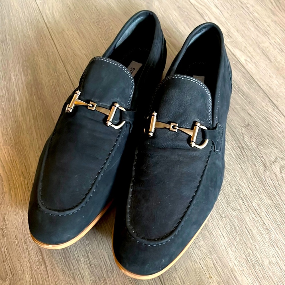 Men’s navy blue suede bit loafers from Steve Madden size 9.5